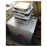 AIM SMALL ELECTRIC KILN - TURNS ON **NO SHIPPING**