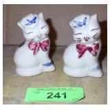 VINTAGE SHAWNEE CAT S&P SHAKERS