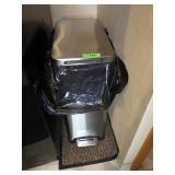 TRASH CAN 10 x 18 x 25