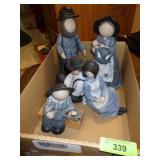 CERAMIC AMISH FIGURINES (AMISH MANS HAT NEEDS >>>>