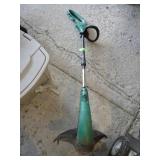 WEED EATER TWIST & EDGE - TURNS ON