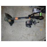WORX WEED EATER W/2 BATTERIES - TURNS ON