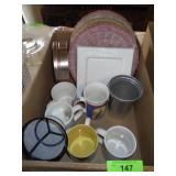 ASST. MUGS, PAPER PLATE HOLDERS, ETC