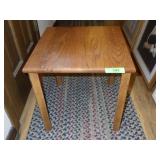 OAK END TABLE 16 x 16 x 16