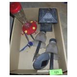 HUMMINGBIRD FEEDER, SOLAR LIGHTS (UNTESTED)