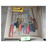 SCREWDRIVERS, PRUNERS, PLIERS