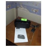INSIGNIA FM / HD RADIO RECEIVER - TURNS ON