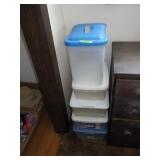 5 STORAGE CONTAINERS