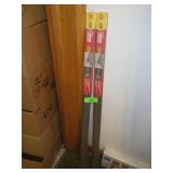 2 NIP VINYL FLOORING T-MOLDING STRIPS