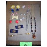 VINTAGE ENAMELED COSTUME JEWELRY, SHOES CLIPS, >>>