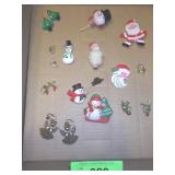 VINTAGE "ART" SANTA PIN, ENAMELED CHRISTMAS PINS,>