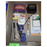 PRICE TAGS, MOP FISH LETTER / BOTTLE OPENER (PC.>>