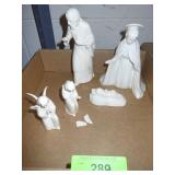 VINTAGE GOEBEL NATIVITY PCS (I ANGELS WINGS ARE>>>