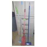 DUSTER, SWIFFER, FLOOR SPONGE MOPS