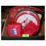 METAL & PLASTIC CHRISTMAS SERVING TRAYS, NORMAN>>