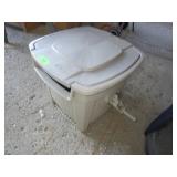 HOSE REEL W/ WATER HOSE