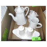 PFALTZGRAFF HERITAGE WHITE TEAPOT, CREAM & SUGAR>>