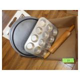 PIZZA PAN, MUFFIN TIN, ROLLING PIN, SINK CUTTING >