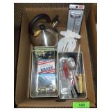 O&H BAKERY SERVERS, SALAD FORKS, NIP THERMOMETER>>