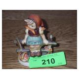 VINTAGE GOEBEL HUMMEL JUST RESTING FIGURINE