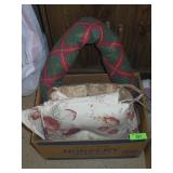 2 CHSIR PADS, DRAFT STOPPER