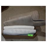 2 BATH MATS, 2 SHOWER MATS