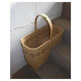 WICKER STAIR BASKET