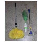 B.O. GO DUSTER (UNTESTED), DUST MOP & BRUSH