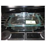 VINTAGE PYREX CASSEROLE W/ HANDLES & LID