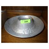 VTG ALUMINUM SOMBRERO COWBOY HAT CHIP & DIP BOWL