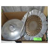 VTG ALUMINUM TRAY W/ GLASS PLATE CENTER, ALUMINUM>