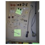 VINTAGE & NEWER COSTUME JEWELRY - TRIFARI ENAMEL>>