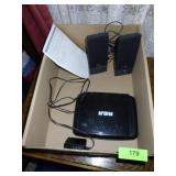 RCA PORTABLE  DVD PLAYER (TURNS ON)