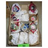 VINTAGE GLASS INDENTED CHRISTMAS ORNAMENTS **NO>>>