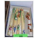 VINTAGE KOREAN HAND PAINTED WOODEN YUTE GAME.