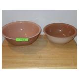 2 VINTAGE PYREX NESTING / MIXING BOWLS