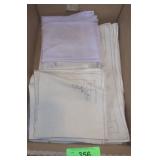 VINTAGE EMBROIDERED  LINEN ? PLACEMATS, RUNNER &>>