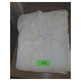 VINTAGE GENUINE QUAKER DINNER CLOTH 52 x 80