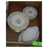 VINTAGE PRINCESS CHINA BRIDAL WREATH SOUP BOWLS>>>