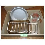 PYREX CASSEROLE DISHES & MEASURING CUPS, ASST.>>>