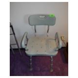 ADJUSTABLE HEIGHT SHOWER SEAT