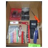 SCREWDRIVER BITS, SOCKETS, CRAFTSMAN WOOD BLADES>>