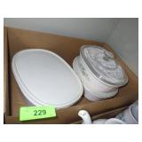 CORELLE CALLAWAY SWIRL IVY COVERED CASSEROLES>>>