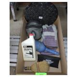 KNEE PADS, WORK GLOVES, BAR & CHAIN OIL, WHISK >>>