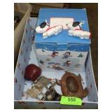 EMPTY SNOOPY GIFT BOX, SNOOPY TOYS, WOODEN FROG>>>