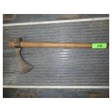VINTAGE TOMAHAWK AXE / HATCHET (MARKED SG OR GS)