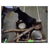 BL-VINTAGE COFFEE MILL (NO DRAWER), COW CHALK >>>