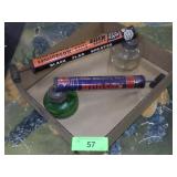 2 VINTAGE BUG SPRAYERS (1 BLACK FLAG, 1 HUDSON)