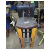 BARSTOOL MADE FROM HEAD SKI