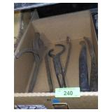 VINTAGE LITTLE GIANT RIVITER (DOES NOT WORK), >>>>